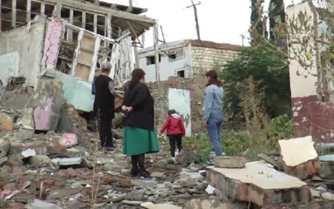 Gəncəyə ilk hücumun üçüncü ildönümü: Sakinlər nələr yaşayıb? - VİDEO