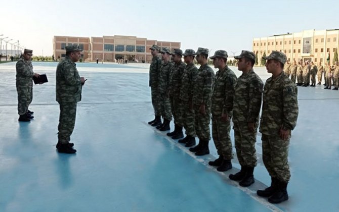 Xidmət müddəti başa çatan hərbi qulluqçuların tərxis olunması üzrə tədbirlər davam edir