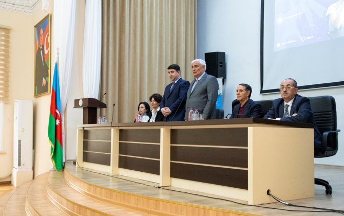 ADU tələbələri təhsil tələbə krediti haqqında məlumatlandırıldı - FOTOLAR