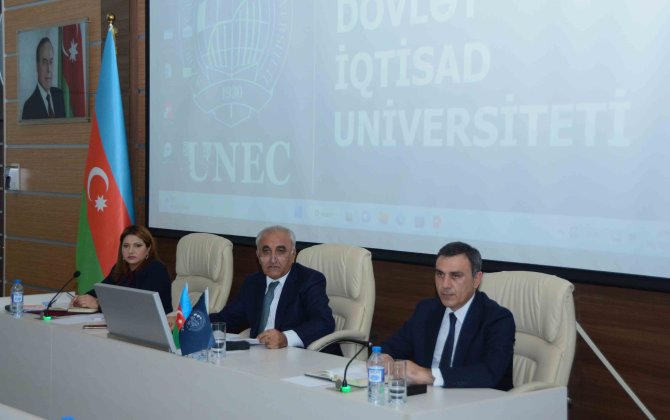 Elmi Şurada UNEC-ə qəbulun nəticələri barədə hesabatlar dinlənilib - FOTOLAR