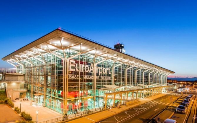 Bazel-Müluz-Frayburq hava limanı bomba təhlükəsi səbəbindən boşaldılıb