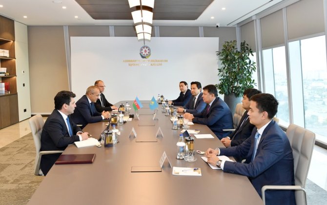 Azərbaycanla Qazaxıstan arasında müxtəlif istiqamətlər üzrə əməkdaşlığın inkişafı müzakirə edilib
