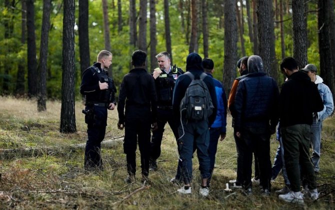 Almaniyaya ötən ay qanunsuz yolla 21 mindən çox miqrant gəlib