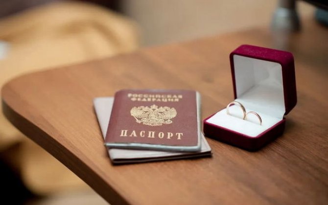 Rusiyada miqrantlar üçün qanunlar sərtləşdirilir: Vətəndaşlıq üçün nikah məsələsi dəyişdirildi