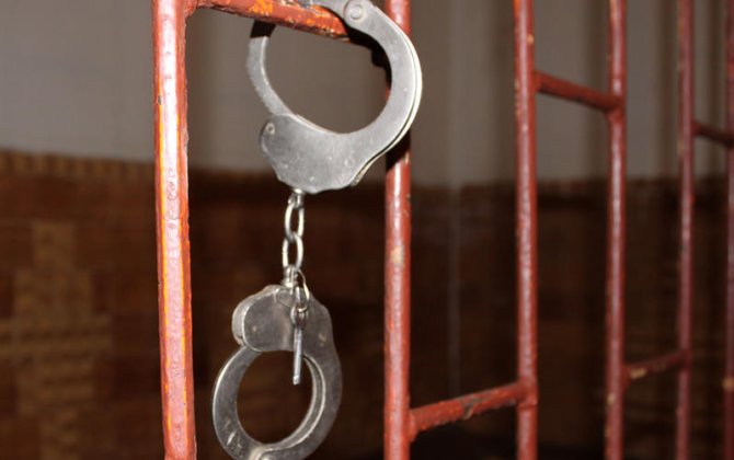 Nazirliyin keçmiş əməkdaşı tanışı ilə birgəxa0HƏBS EDİLDİ