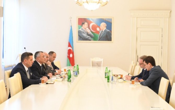 Dövlət Komitəsinin sədri fransalı jurnalistlə görüşdü -xa0FOTOLAR