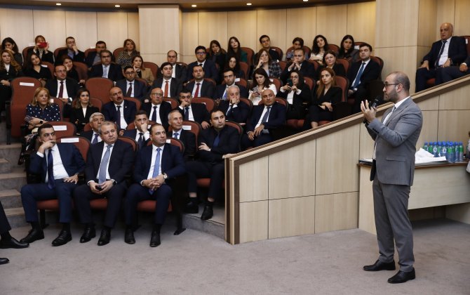 “Məzunların məşğulluq reytinqi” platformasının təqdimatı olub - FOTOLAR