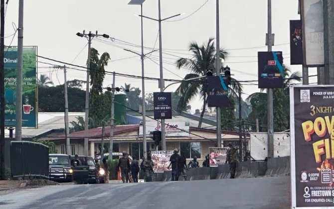 KİV: Syerra-Leonenin paytaxtında kazarmalara hücumdan sonra atəş açılıb