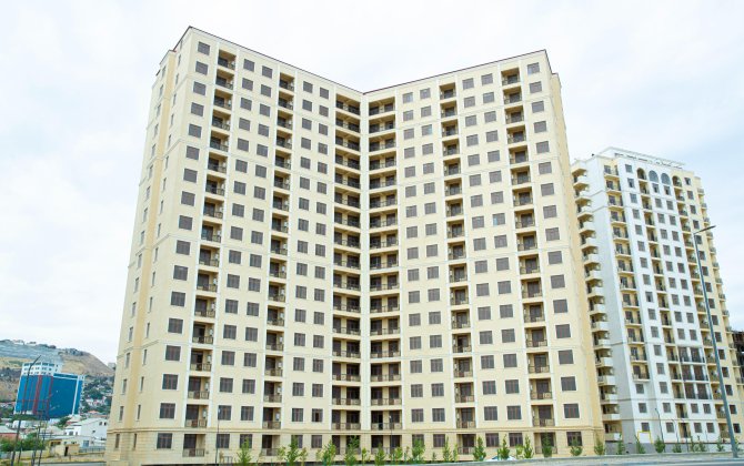 Şəhid ailələri və müharibə ilə əlaqədar əlilliyi olan şəxslər onlara təqdim edilən yeni mənzillərlə tanış olublar - FOTO