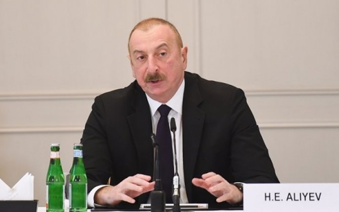Ильхам Алиев принимает участие в международном форуме - ПРЯМОЙ ЭФИР