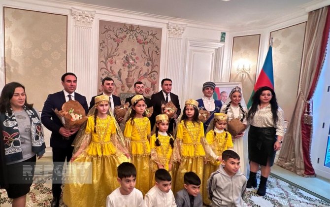 Parisdə Dünya Azərbaycanlılarının Həmrəylik Günü qeyd edilib
