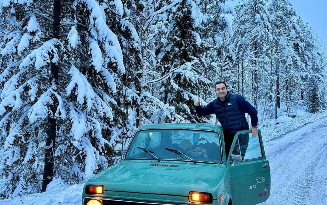 Teleaparıcı niva ilə Laplandiyaya, şaxta babanın vətəninə getdi: “Özüm qəsdən köhnə avtomobil seçirəm ki..”-FOTO+ÖZƏL