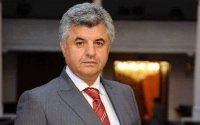 “Qoyduğu tamaşalar səviyyəsizdir, yaradıcı heyət də ondan narazıdır” -xa0Teatr direktoru