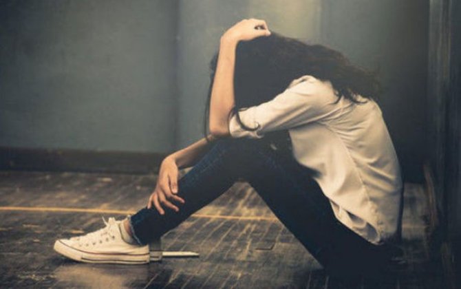 40 yaşlı kişiyə ərə verilən, toyda başqası ilə qaçan 17 yaşlı qız oğurluq da edibmiş - TƏFƏRRÜAT + YENİLƏNİB