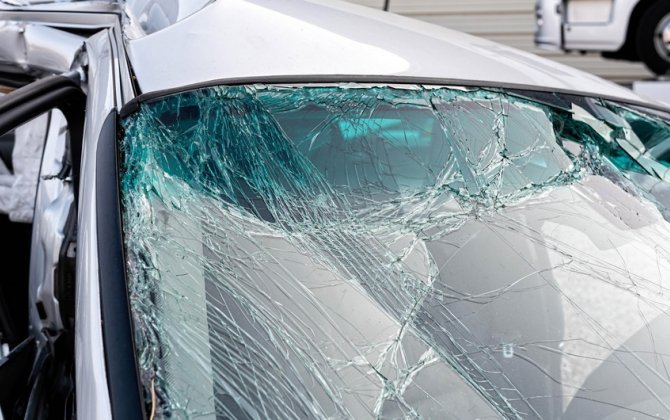 Ağdaşda yük avtomobili “KamAZ”a çırpılıb, ölən var