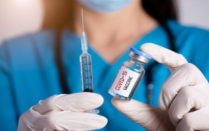 ÜST rəhbəri maskalardan istifadəni və COVID-ə qarşı peyvənd olunmağı tövsiyə edib