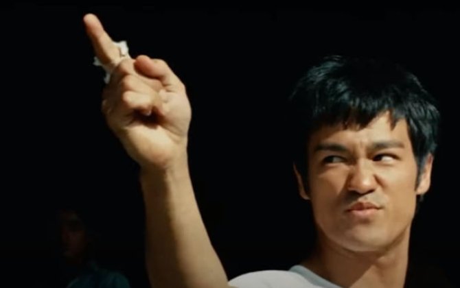 Brüs Linin ölümünə səbəb olan sirr nə idi? - VİDEO