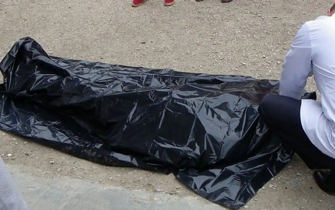 Sumqayıtda küçədə kişi meyiti aşkarlanıb