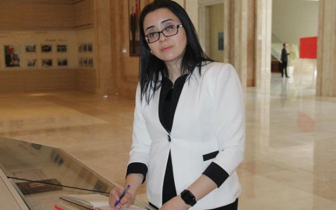 Məktəb direktoru ilə dövlət xidməti arasında cərimə qalmaqalı