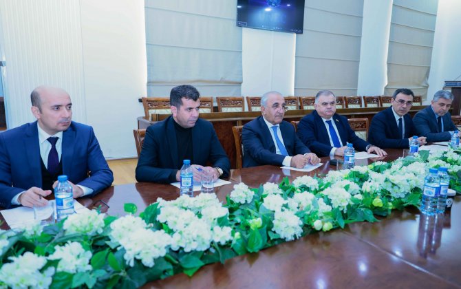 UNEC-də imtahan zamanı intizam qaydalarının pozulması halları kəskin şəkildə azalıb - FOTO