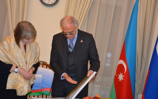 Polad Bülbüloğlu Kanadanın Rusiyadakı səfiri ilə regiondakı vəziyyəti müzakirə edib