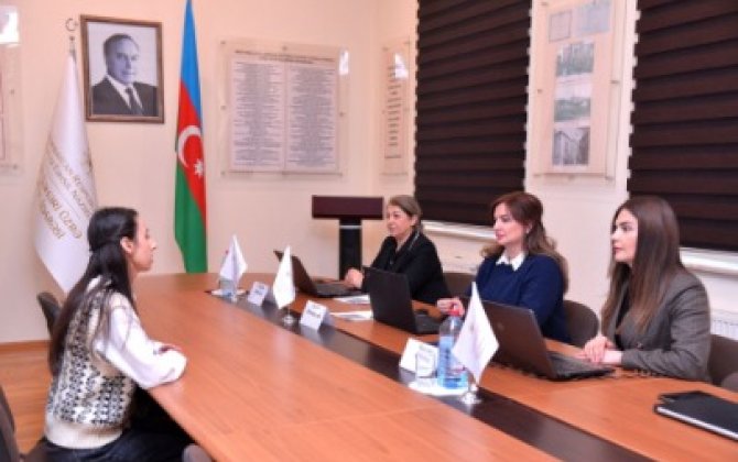 Tərbiyəçi-müəllimlərin işə qəbulu müsabiqəsinin müsahibə mərhələsi keçirilir - FOTO