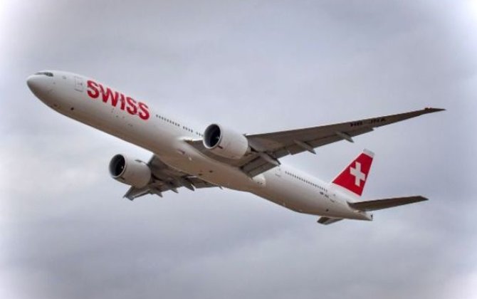 Sərnişini insult keçirən təyyarə Bakıya təcili eniş etdi