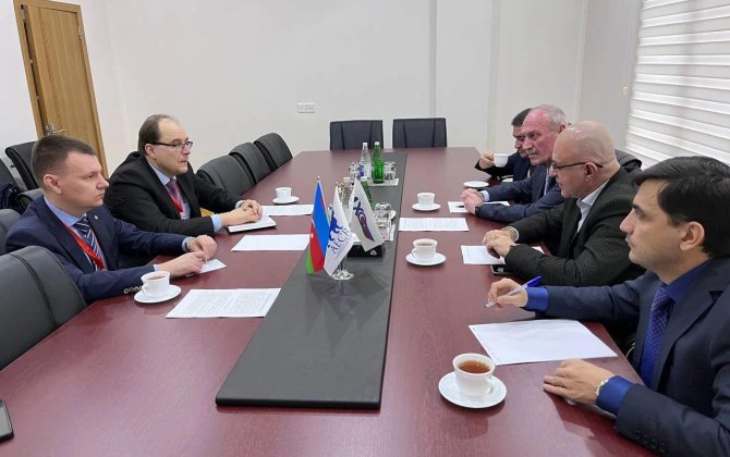 MDB-dən olan müşahidəçilər prezidentliyə namizədlərin seçki qərargahlarının rəhbərləri ilə görüşüblər - FOTO