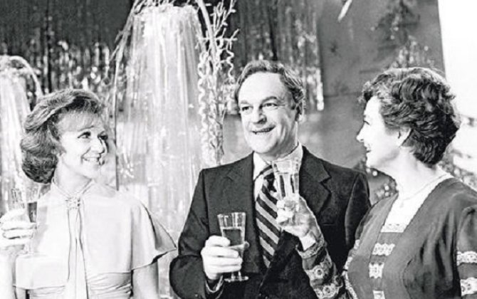 “O, hamımızı yuxuya verəcək” – Brejnevdən məşhur diktora “atmaca”