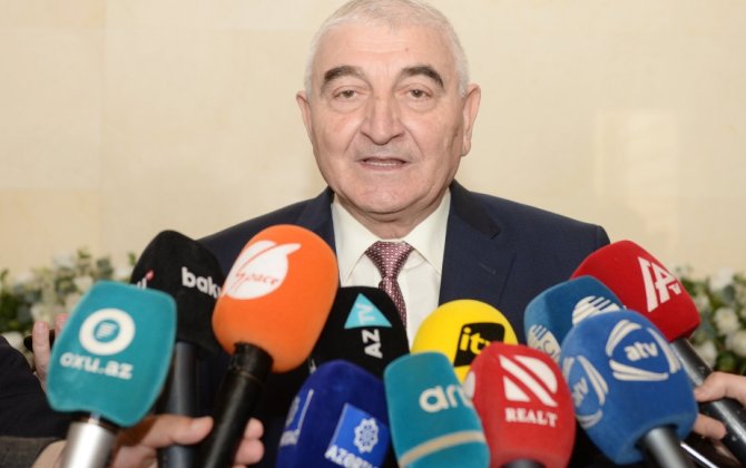 Məzahir Pənahov: “Jurnalistlər məntəqələrdə qarşılaşdıqları hər hansı problemi işıqlandırmaqdan çəkinməsinlər”