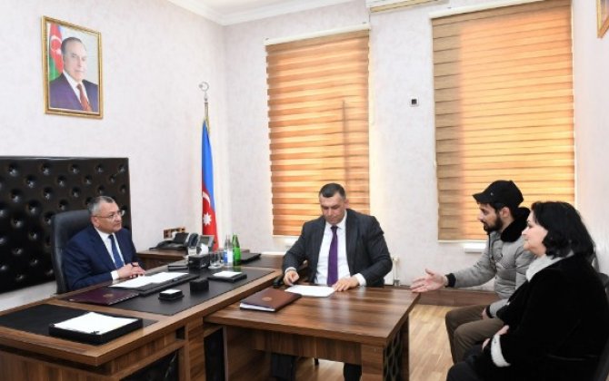 Rövşən Rzayev vətəndaşların növbəti qəbulunu keçirib - FOTOLAR