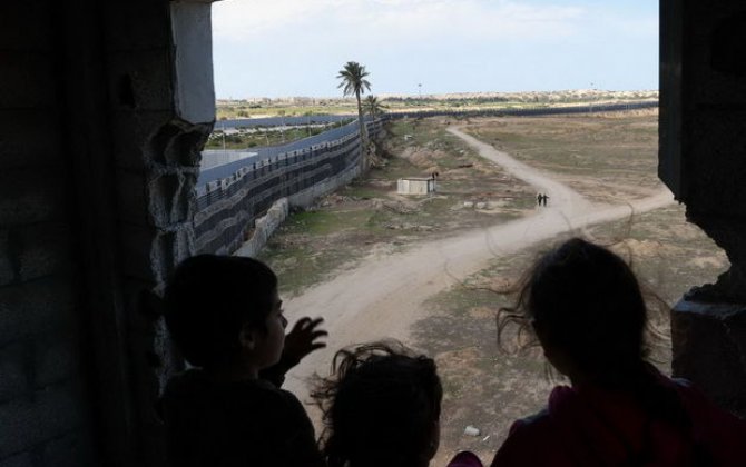 СМИ: Египет строит стену на границе с Сектором Газа - ФОТО