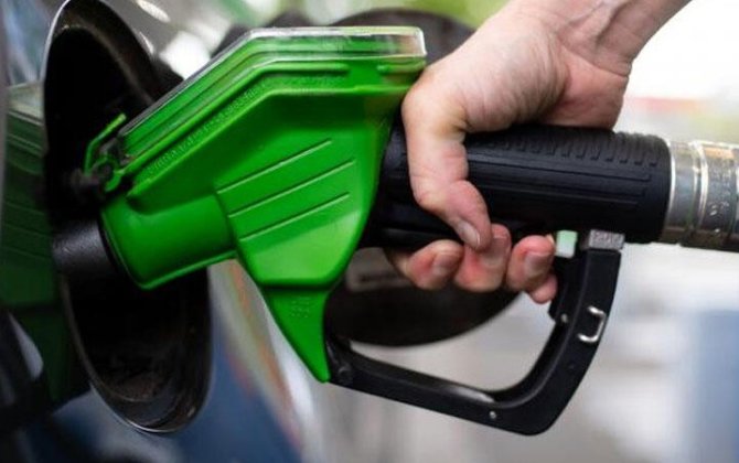 Bakıda yanacaqdoldurma məntəqələrində sürücülər aldadılır? - VİDEO