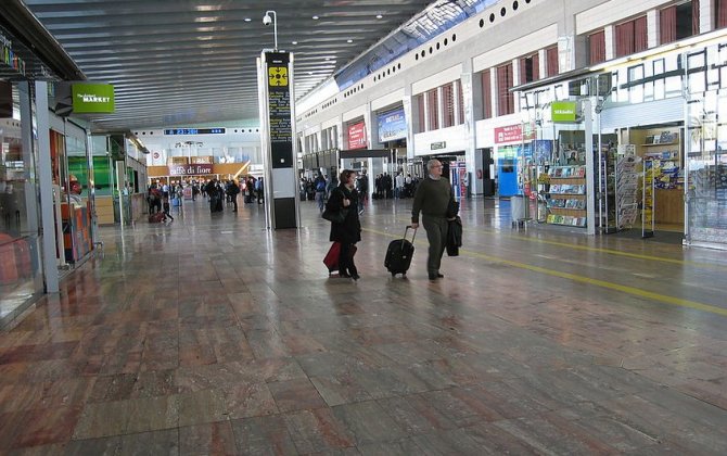 Barselona aeroportunda içərisində radioaktiv maddə olan baglama aşkarlanıb