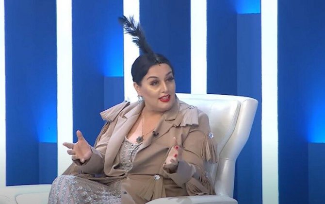 Elza: “Məcbur etdilər ki, “Tikim sizin ağzınızı” şeirini yazım” – VİDEO