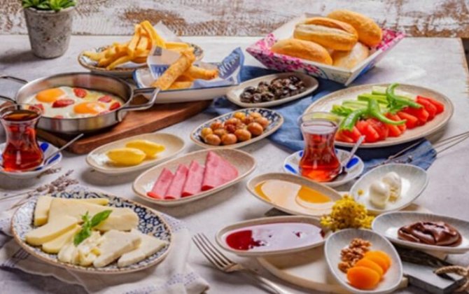 Səhər yeməyi artıq çəkidən qoruyur