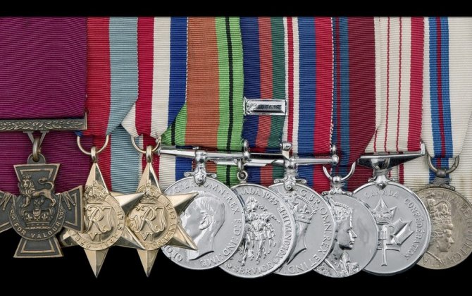 В Британии из музея пропали две военные награды стоимостью £600 тысяч