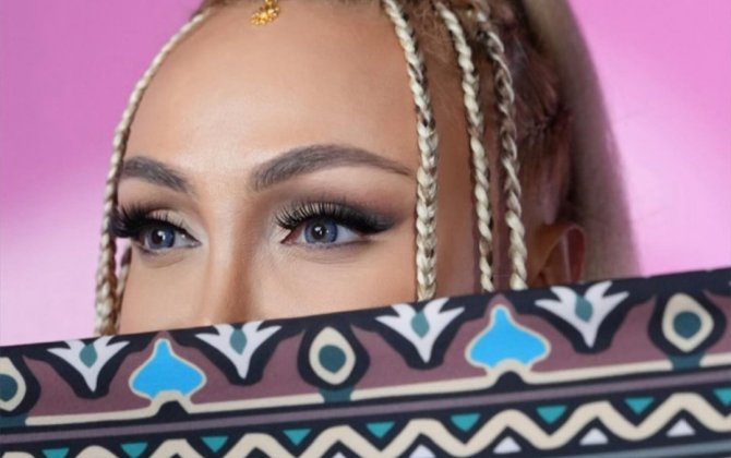 Nura Suri bu dəfə özbək dilində oxudu - FOTO/VİDEO