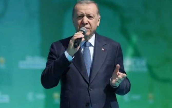 Ərdoğan məşhur müğənni ilə mahnı oxudu - VİDEO