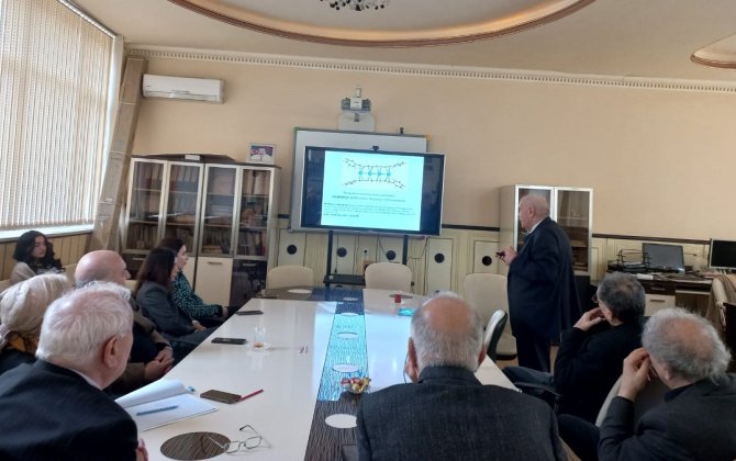 BDU-da molekulyar naqillərin sintezinə dair elmi seminarxa0keçirilib