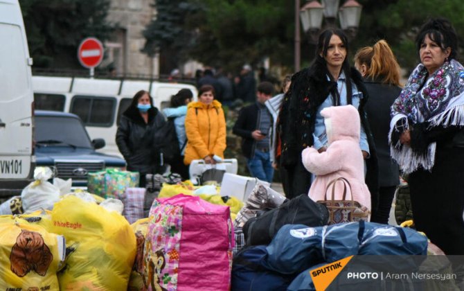 Qarabağ erməniləri Ermənistanı tərk edir: 8 mini getdi