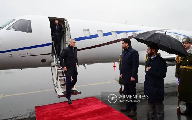 Генеральный секретарь НАТО прибыл в Ереван