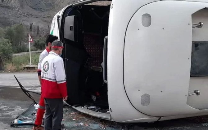 İranda sərnişin avtobusu aşıb: Ölən və yaralananlar var - FOTO