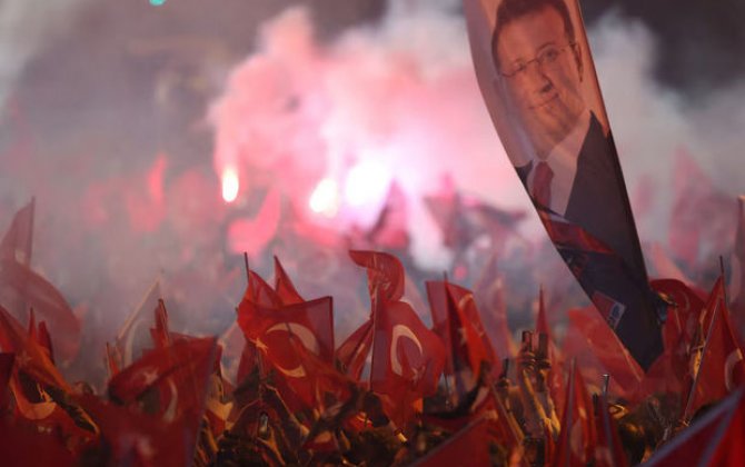 Demokratiya təntənəsi: CHP-nin qalibiyyəti, hakim partiyanın edə biləcəkləri, sürpriz üçüncü yer - ŞƏRH
