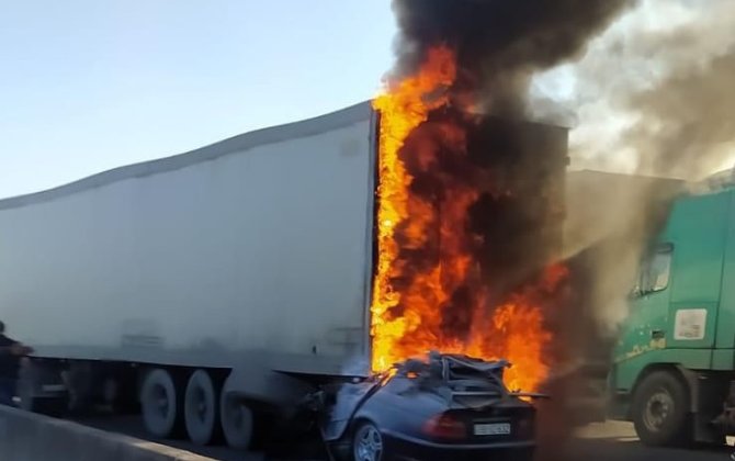 Azərbaycanda dəhşətli qəza - TIR yandı, 3 nəfər öldü