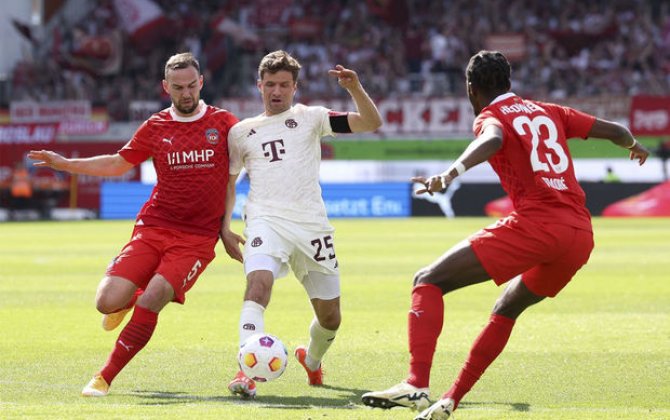 “Bavariya” səfərdə məğlub oldu - VİDEO