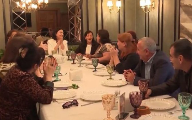 Выпускники единственной азербайджанской школы Ханкенди встретились спустя 41 год - ВИДЕО