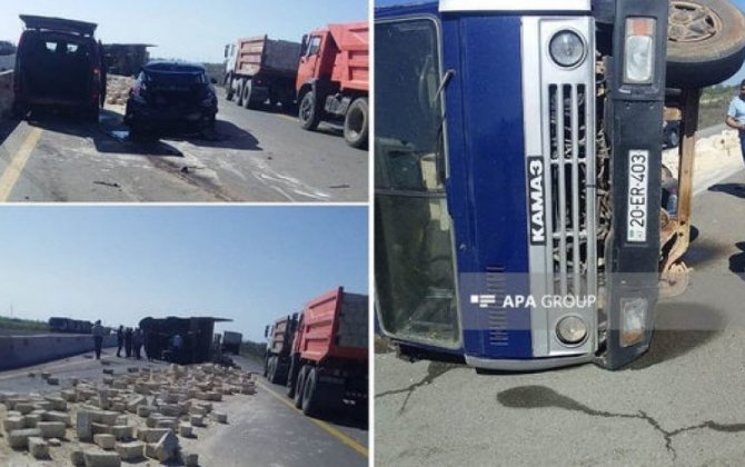 В Уджарском районе грузовик столкнулся с микроавтобусом и легковым автомобилем: есть пострадавшие - ФОТО