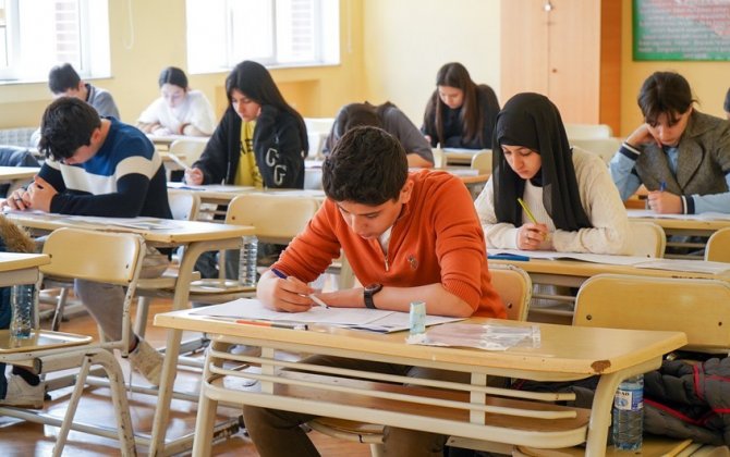 В Азербайджане 21 апреля выпускные экзамены сдадут более 46 тыс. учащихся