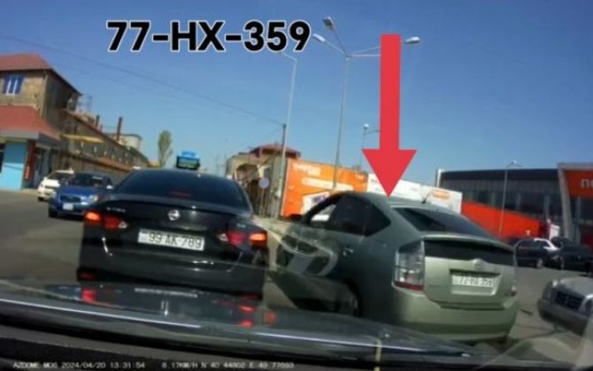 Bakıda “Prius” sürücüsü qadını vurub qaçdı - ANBAAN VİDEO